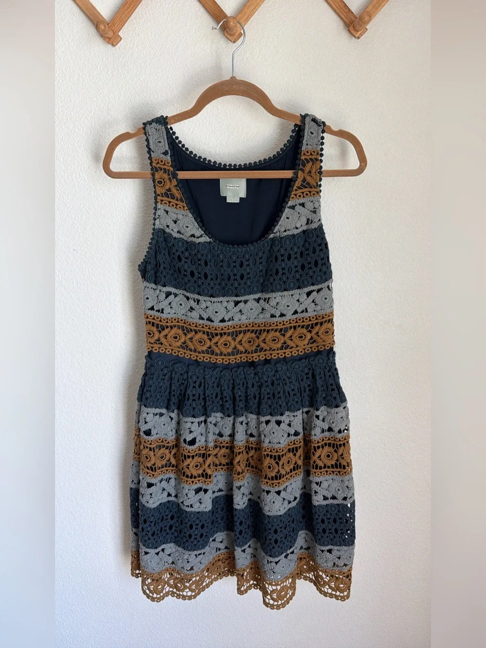 Maeve Sleeveless Crochet Lace Striped Bohemian Dress - Anthropologie, Size 6
